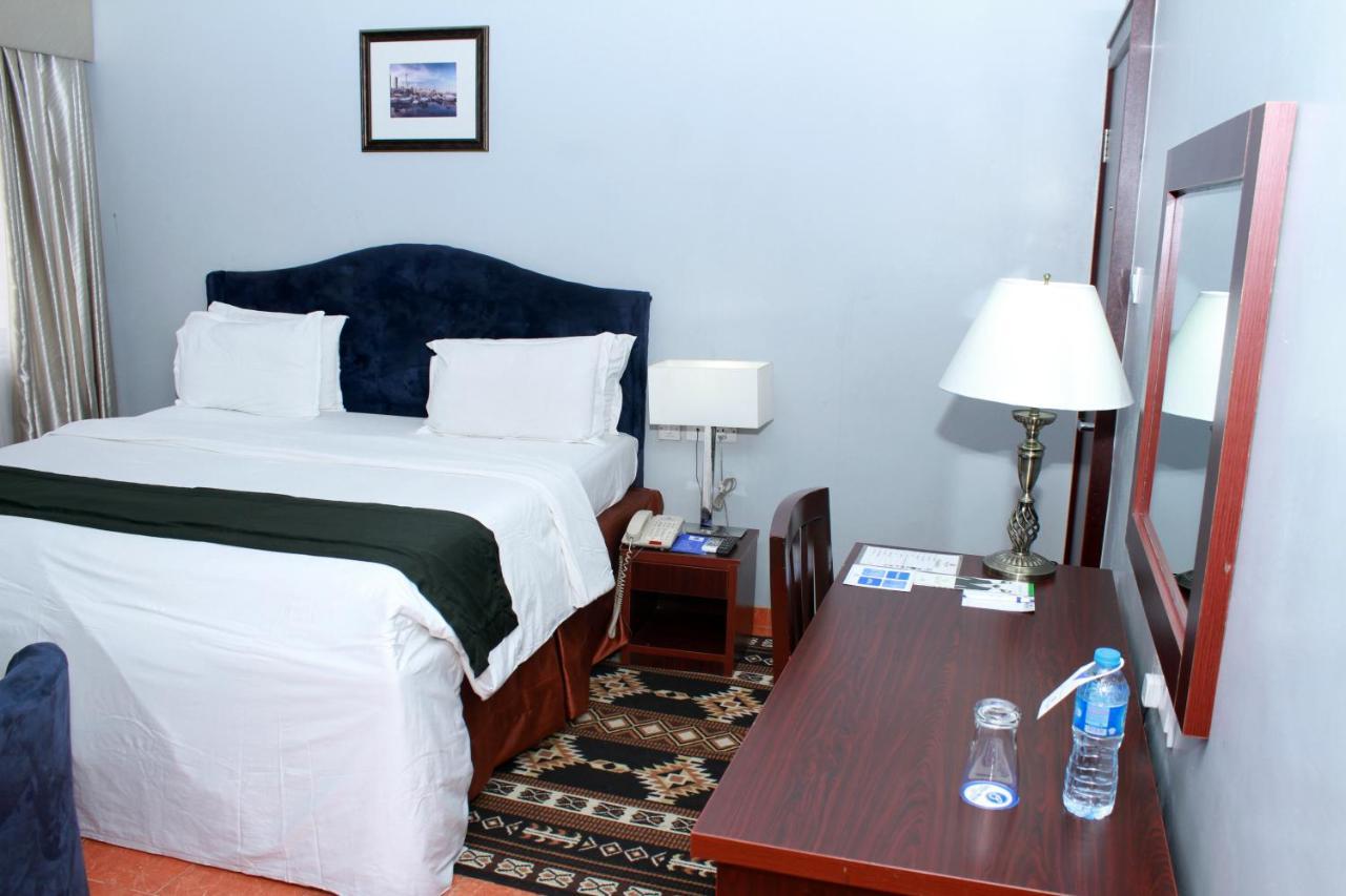 Bolton White Apartments Abuja Eksteriør bilde